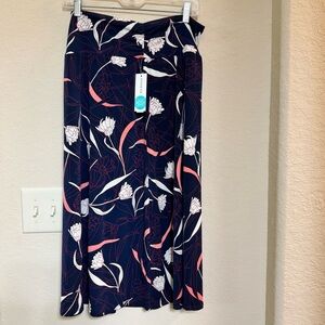 Gilli Navy and Pink Floral A-Line Skirt Size 1X